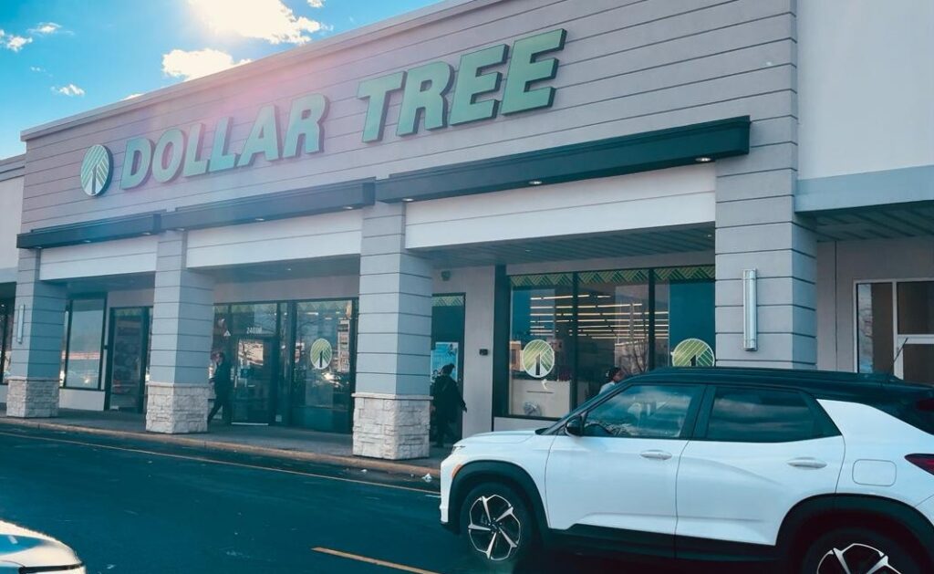 Dollar Tree cerrará cerca de 1,000 tiendas